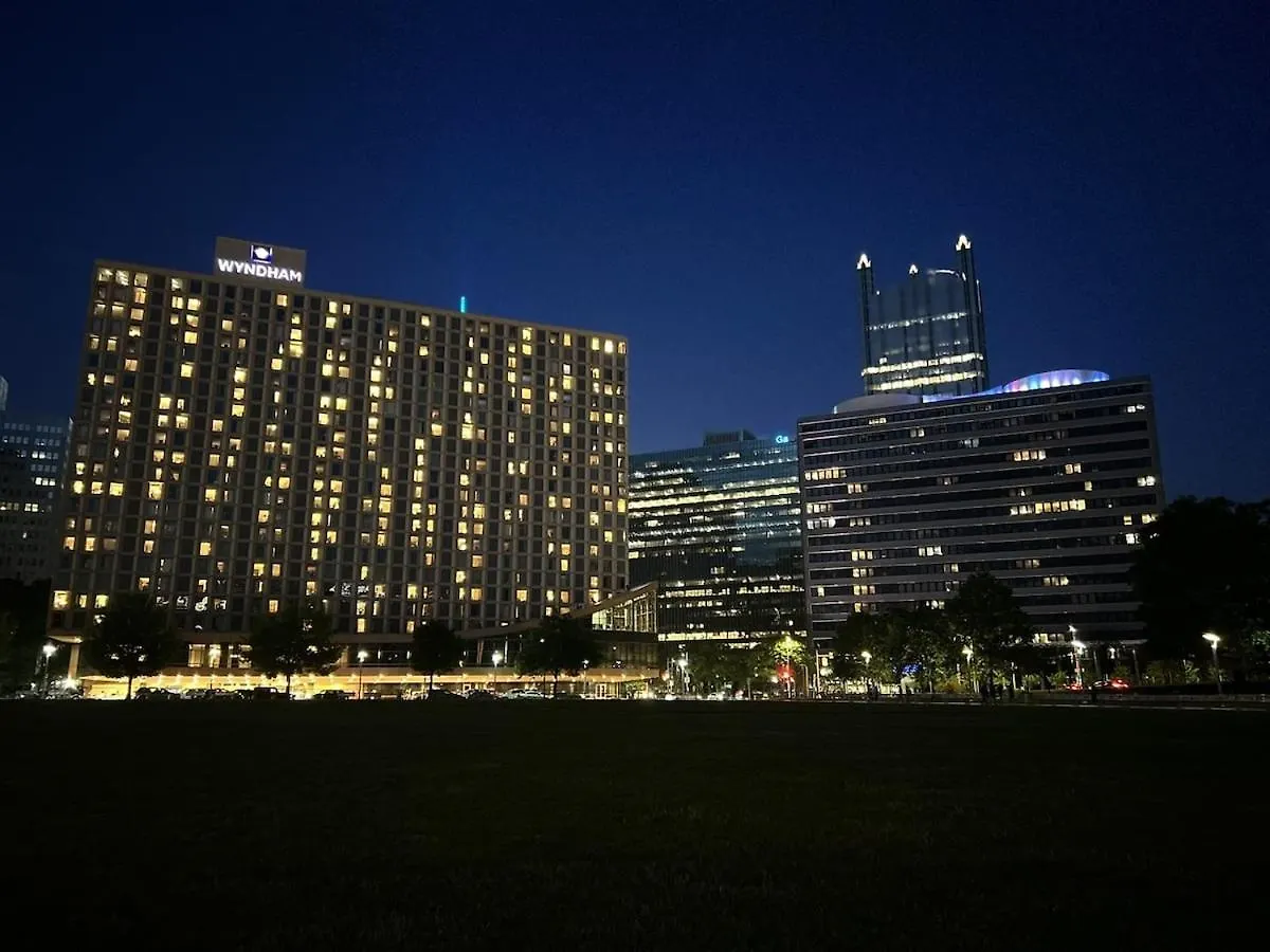 Lavish City Views Prime Location Parking Gym Lounge 匹兹堡 美国